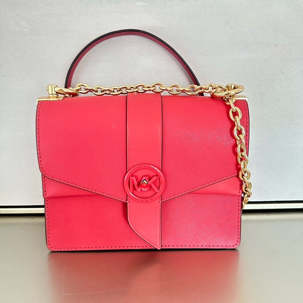 Micheal Kors purse